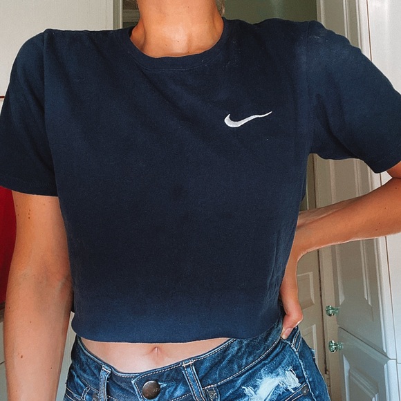 vintage nike crop top